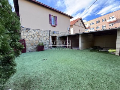 Bar en alquiler en Leioa, con 2 baños