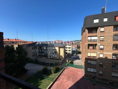 Piso en venta en Algorta, Arene Ikastola, con 2 dormitorios, 2 baños, plaza de garaje y 2 terrazas