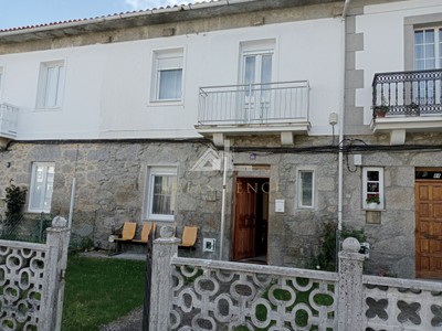 Vivienda turística en alquiler en Chantada, Centro, con 3 dormitorios, 2 baños y terreno