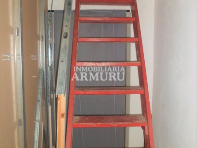 ACCESO A ENTREPLANTA