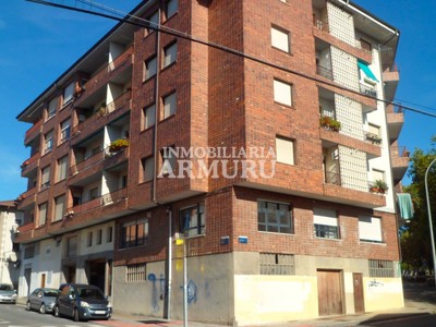 Local en venta en Amurrio, Centro, con aseo