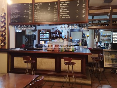 Bar en venta en Melide, con 2 baños