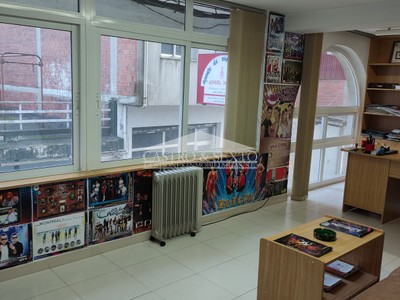 Oficina en venta en Monterroso, Avenida De Lugo, con aseo