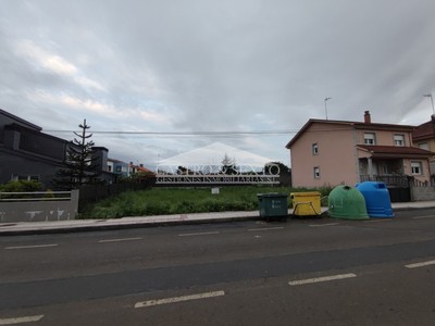 Solar en venta en Melide