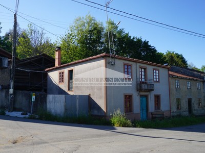 Casa en venta en Santiso, Choren, con terreno
