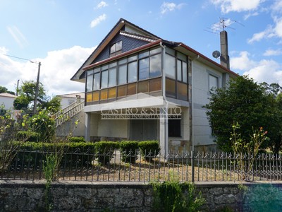 Casa en venta en Palas De Rei, Santiago De Alba, con 4 dormitorios, 2 baños y terreno