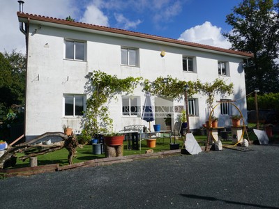 Casa en venta en Sobrado Dos Monxes, Nogueira, con 4 dormitorios, 4 baños y terreno