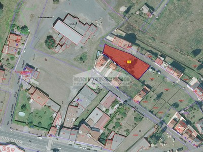 Solar en venta en Melide