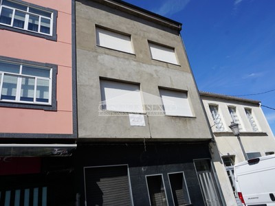 Edificio en venta en Melide