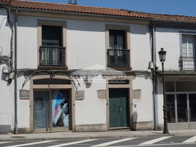 Local-bajo comercial en venta en Melide, Av De Lugo