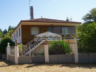 Casa en venta en Palas De Rei, Villareda, con 6 dormitorios y 2 baños