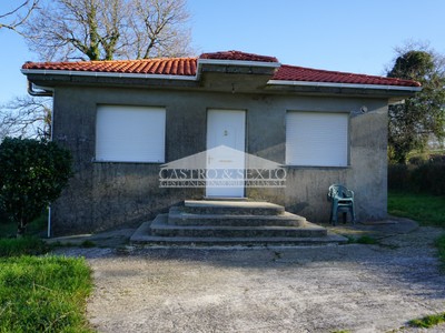 Casa en venta en Sobrado Dos Monxes, Casanova, con 3 dormitorios, baño y terreno