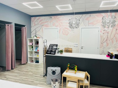 MOSTRADOR Y PROBADORES