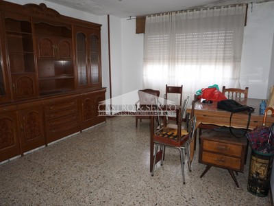 Piso en venta en Melide, con 3 dormitorios y baño