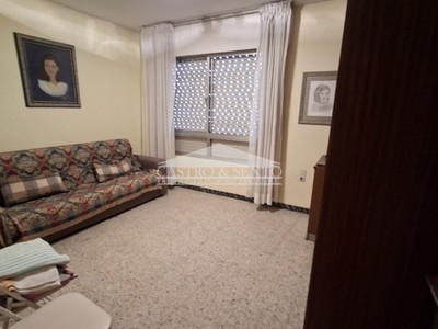 Piso en venta en Melide, con 1 dormitorio y baño