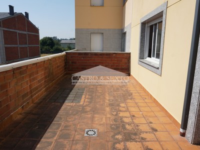 TERRAZA POSTEIOR EN PLANTA PRIMERA