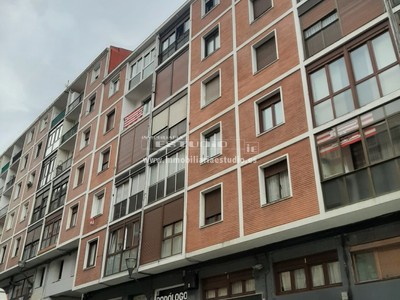 Locales en venta en Bilbao, Matiko, con baño