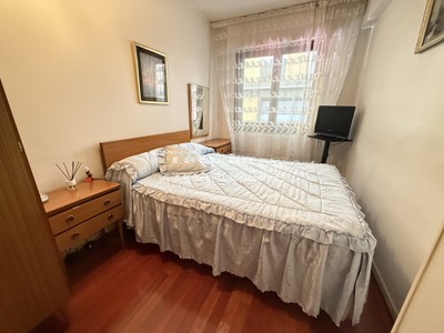 Piso en alquiler en Bilbao, con 2 dormitorios, baño y trastero