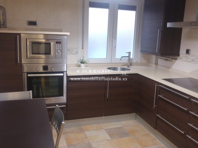 Piso en venta en Bilbao, Arabella, con 2 dormitorios y baño