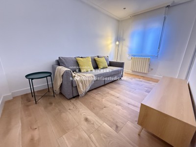 Piso en alquiler en Bilbao, con 1 dormitorio y baño