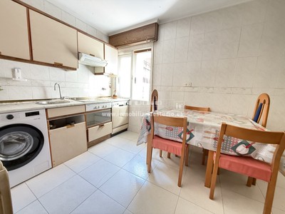Piso en venta en Bilbao, con 3 dormitorios y 2 baños