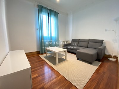 Piso en alquiler en Bilbao, con 3 dormitorios y baño