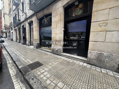 Locales en alquiler en Bilbao, Castaños, con 2 baños