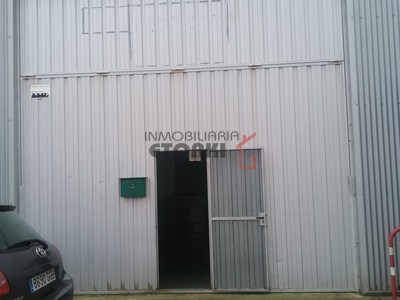 Pabellón en alquiler en Derio, con baño y 2 plazas de garaje