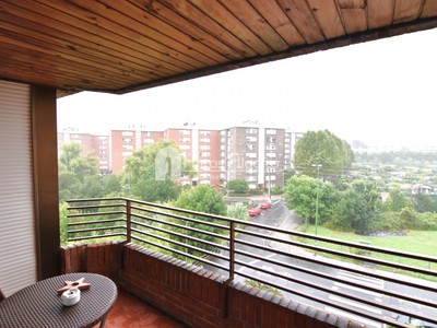 Piso en venta en Algorta, Poligono Rojo, con 3 dormitorios, 2 baños, plaza de garaje, trastero y terraza