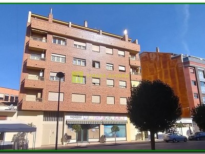 Piso en venta en Najera, con 3 dormitorios, 2 baños y trastero