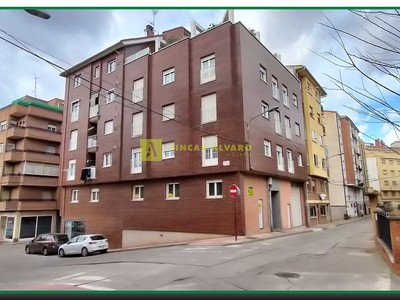 Piso en venta en Najera, con 2 dormitorios, baño y trastero