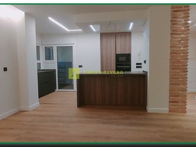 Piso en venta en Najera, con 2 dormitorios, 2 baños, plaza de garaje, trastero y balcón
