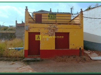 Vivienda o chalet en venta en Tricio, con 2 dormitorios, baño y terraza