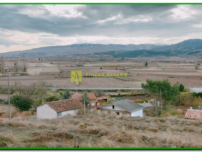 Solar urbano en venta en Tricio