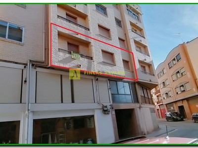 Piso en venta en Najera, con 3 dormitorios, baño y trastero