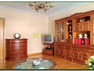 Salón amueblado completo