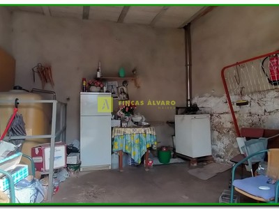 Garaje con sistema de calefacción