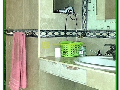 Baño con ducha en planta baja