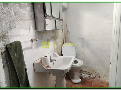 Baño de la planta baja