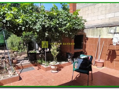 Asador del jardín