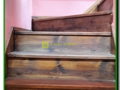 Acceso al bajocubierta