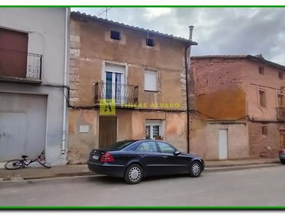Casa rural en venta en Azofra, con 3 dormitorios, 2 baños, balcón, terraza y terreno