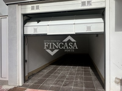 Garaje en venta en Laredo, Pelegrin