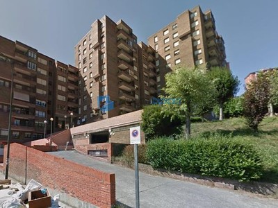 Garaje en alquiler en Bilbao, Bolueta