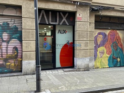Locales en venta en Bilbao, Bilbao La Vieja, con baño