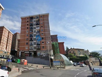 Piso en alquiler en Bilbao, Zurbaranbarri, con 2 dormitorios y baño