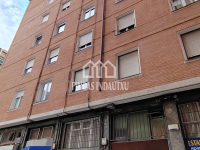 Local en venta en Bilbao, Autonomia, con baño