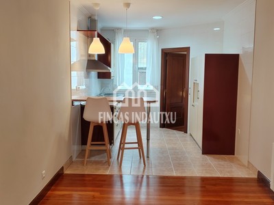 Piso en venta en Bilbao, Amezola, con 2 dormitorios y baño