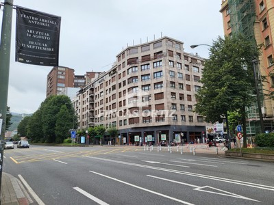 Oficina en alquiler en Bilbao, Indautxu-sº Arana, con 2 aseos