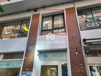 Oficina en alquiler en Bilbao, Autonomía-alda. Recalde, con 2 aseos